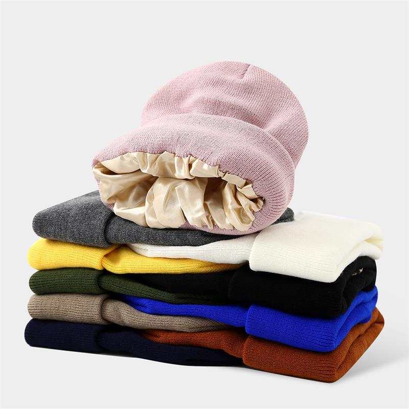 Unisex Satijn Gevoerde Antista - Beanie Cuffed Knit recensie en prijs